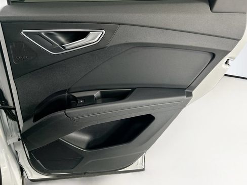 Certified 2023 Audi Q4 e-tron Premium Plus w/ Premium Plus RWD image 26