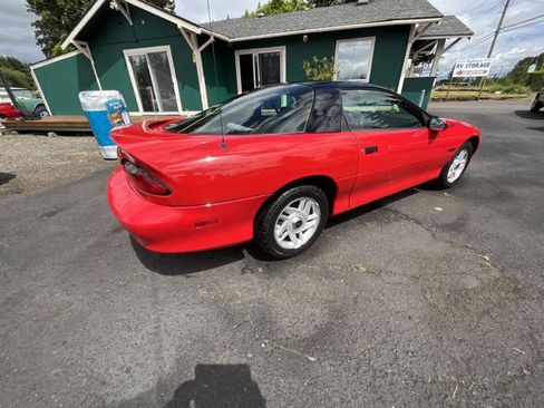 Used 1993 Chevrolet Camaro Z28 RWD image 4