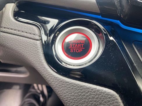 Used 2020 Honda Odyssey Elite image 17