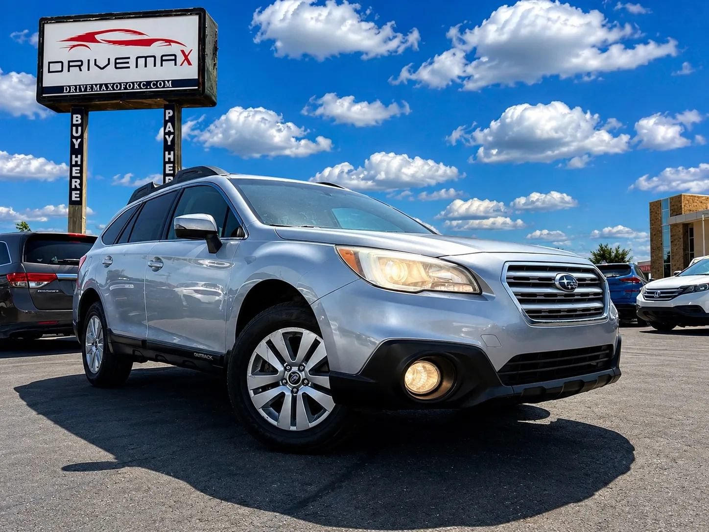 Used 2016 Subaru Outback 2.5i Premium AWD/4WD image 1