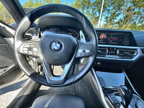 Used 2019 BMW 330i Sedan w/ Convenience Package image 11