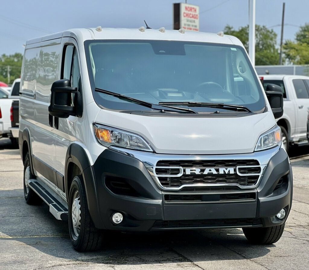 Used 2025 RAM ProMaster 2500 w/ U-Haul Equipment Group FWD image 30