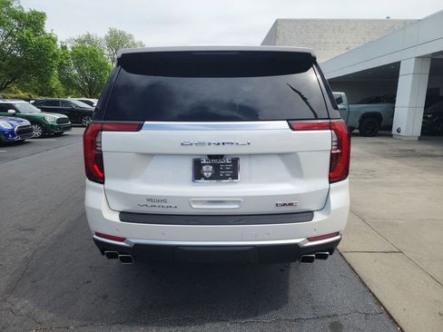 Certified 2025 GMC Yukon Denali w/ Denali Reserve Package AWD/4WD image 7