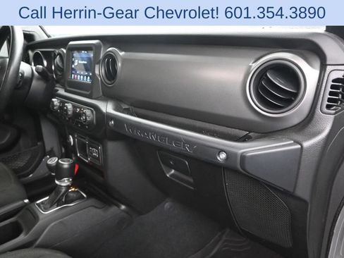 Used 2022 Jeep Wrangler Unlimited Sport AWD/4WD image 23