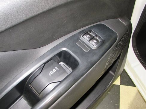 Used 2018 RAM ProMaster City Tradesman image 26