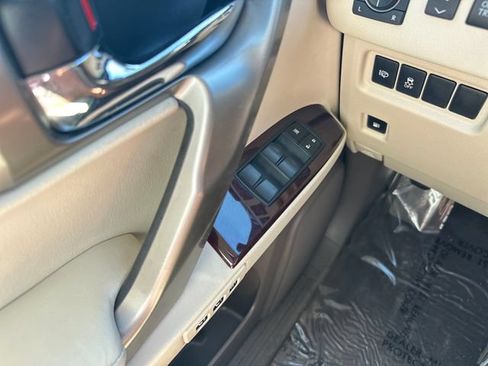Used 2019 Lexus GX 460 Premium w/ Premium Package AWD/4WD image 40
