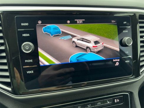 Used 2023 Volkswagen Atlas SE w/ Panoramic Sunroof Package image 68