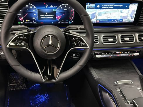 New 2026 Mercedes-Benz GLE 450 4MATIC Coupe image 26