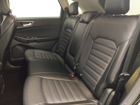 Used 2017 Ford Edge SEL w/ Equipment Group 201A image 18