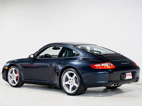 Used 2006 Porsche 911 Carrera 4 image 8