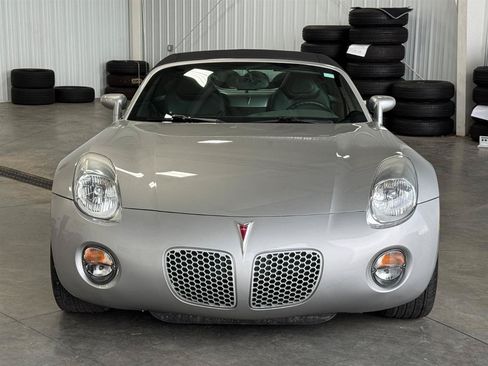 Used 2007 Pontiac Solstice Convertible w/ Premium Package RWD image 23