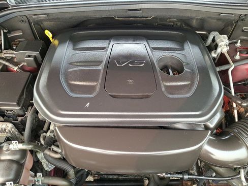 Used 2020 Jeep Grand Cherokee Laredo AWD/4WD image 27
