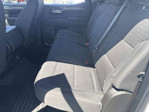 Used 2023 Chevrolet Silverado 1500 LT AWD/4WD image 20