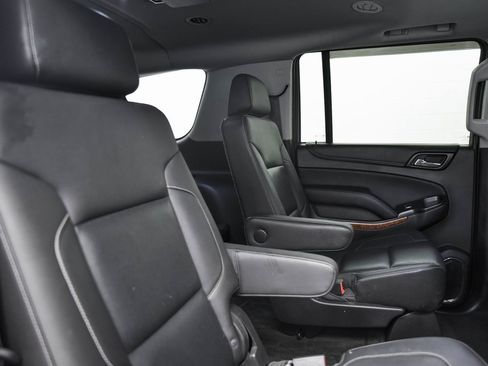 Used 2015 Chevrolet Suburban LTZ image 15