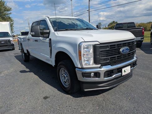 Used 2023 Ford F250 XL w/ XL Chrome Package image 11