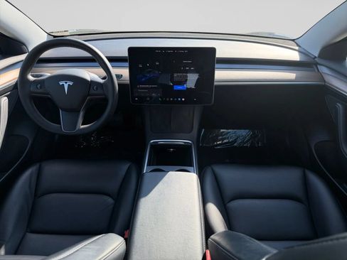 Used 2021 Tesla Model 3 Standard Range Plus RWD image 15