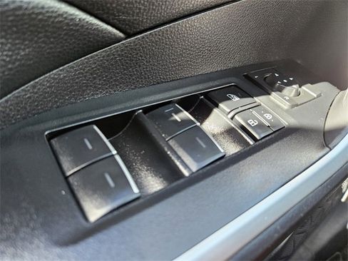 Used 2024 Toyota RAV4 XLE image 31