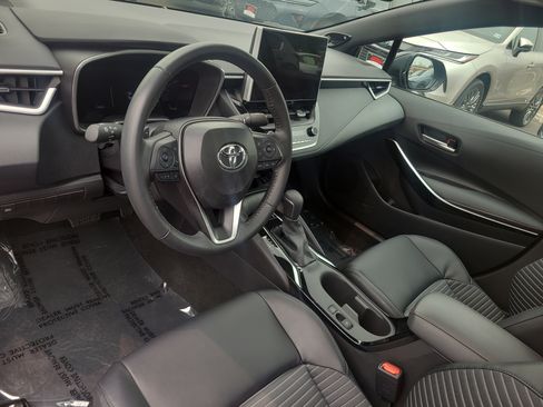 Certified 2025 Toyota Corolla XSE FWD image 15