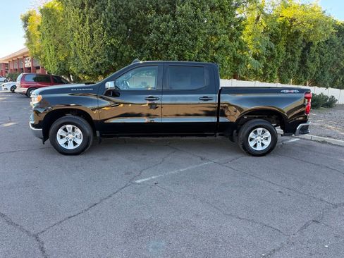 Used 2025 Chevrolet Silverado 1500 LT image 5