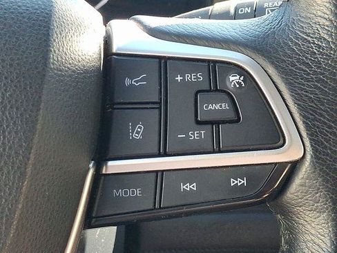 Certified 2021 Toyota Sienna XLE w/ XLE Plus Package AWD/4WD image 23