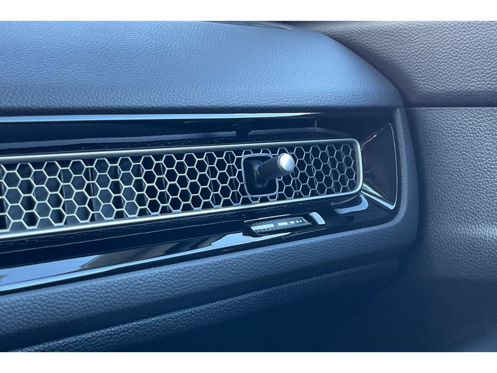 Certified 2024 Honda Civic LX image 29