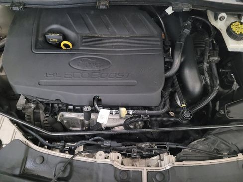 Used 2017 Ford Escape SE w/ Equipment Group 201A AWD/4WD image 30