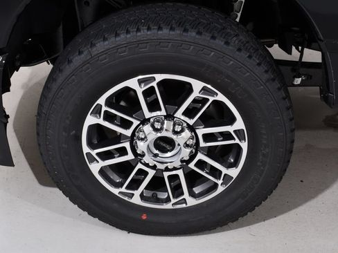 New 2026 Ford F350 Platinum w/ Platinum Plus Package AWD/4WD image 24