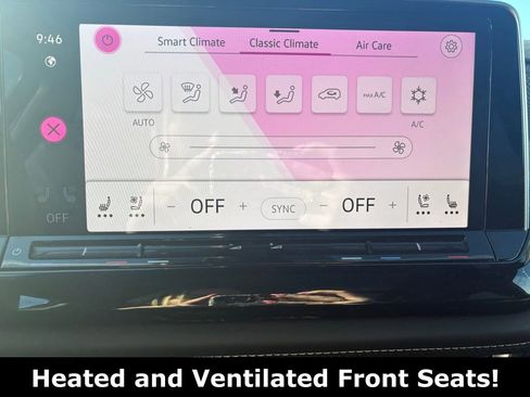 Used 2024 Volkswagen Atlas Cross Sport SEL R-Line image 11