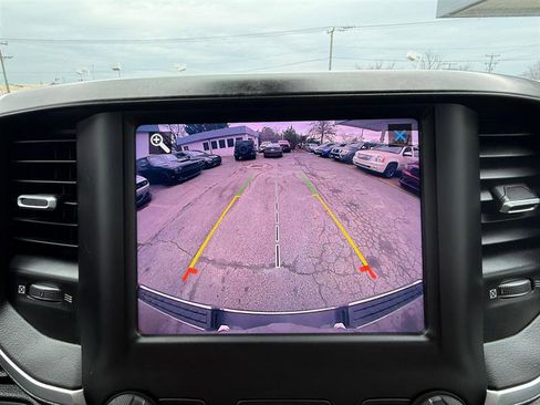 Used 2019 RAM 1500 Big Horn image 25