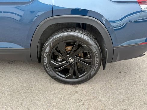 Used 2023 Volkswagen Atlas SE image 43