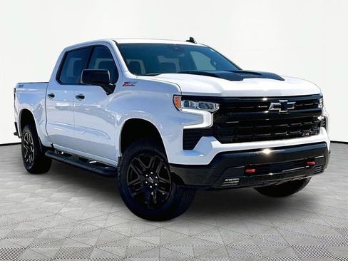 Used 2025 Chevrolet Silverado 1500 LT Trail Boss AWD/4WD image 1