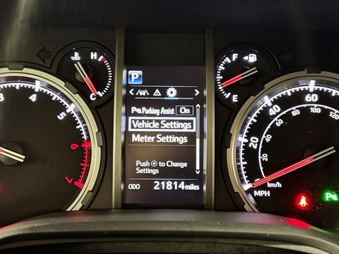 Used 2023 Toyota 4Runner Limited image 14