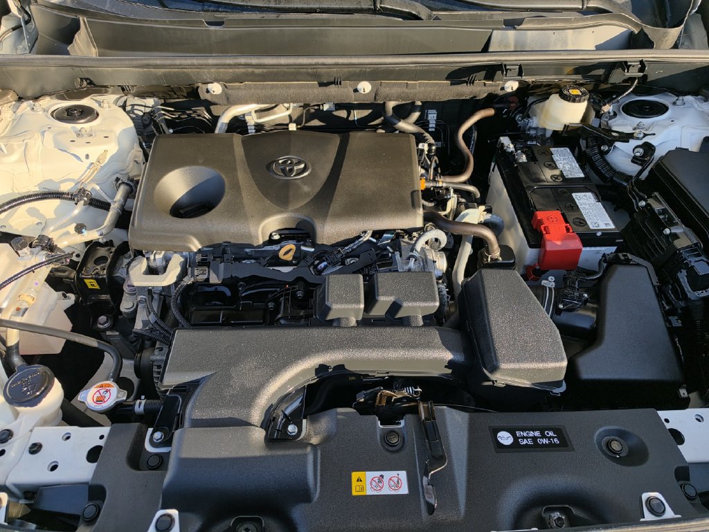 Used 2025 Toyota RAV4 XLE FWD image 31