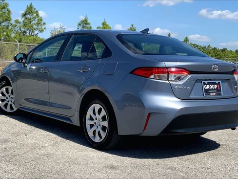 Used 2024 Toyota Corolla LE FWD image 12