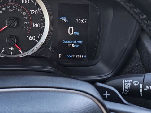 Used 2022 Toyota Corolla SE FWD image 18