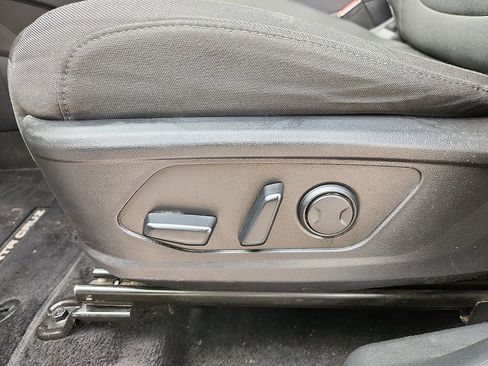 Used 2024 Hyundai Santa Cruz SEL image 15