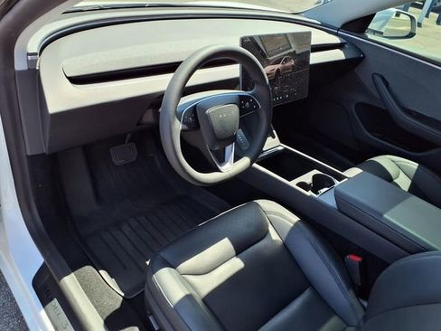 Used 2025 Tesla Model 3 RWD image 5
