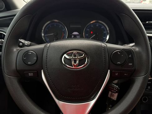 Used 2019 Toyota Corolla LE FWD image 22
