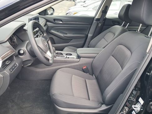 New 2025 Nissan Altima 2.5 SV w/ SV Special Edition Package image 10