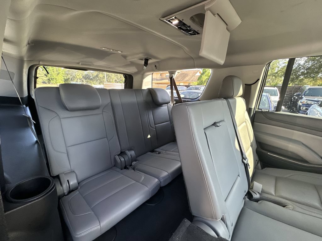 Used 2019 Chevrolet Suburban LT RWD image 16