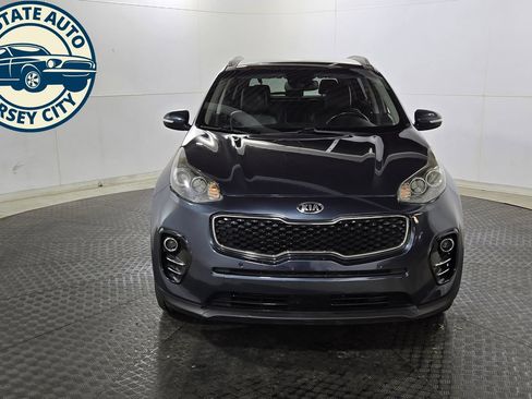 Used 2017 Kia Sportage EX w/ EX Technology Package FWD image 2