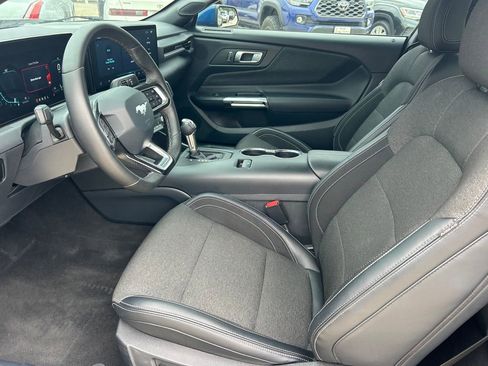 Used 2024 Ford Mustang Coupe RWD image 11