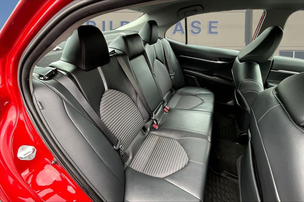 Used 2021 Toyota Camry SE FWD image 27