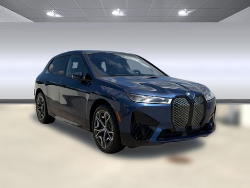 Certified 2024 BMW iX xDrive50 w/ Sport Package AWD/4WD image 6