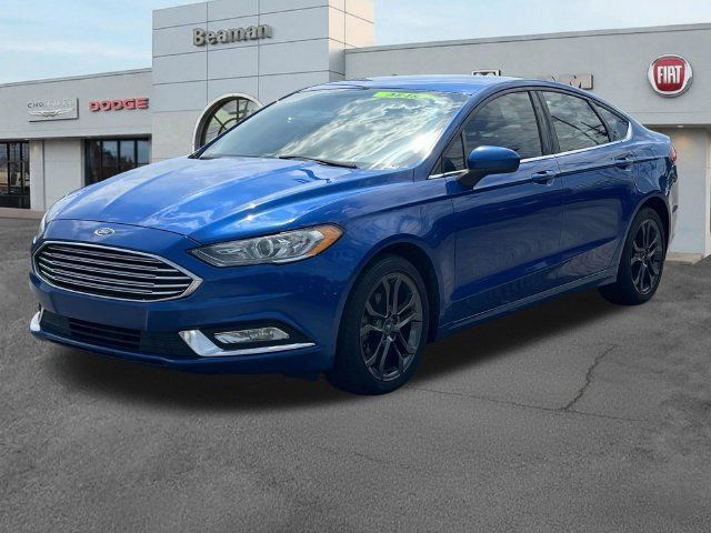 Used 2018 Ford Fusion SE w/ Equipment Group 201A FWD image 3