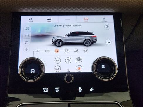 Used 2018 Land Rover Range Rover Velar R-Dynamic SE image 19