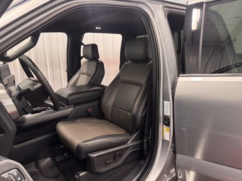 Used 2025 Ford F150 Lariat w/ Equipment Group 501A Mid AWD/4WD image 33