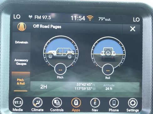 Used 2022 Jeep Wrangler Unlimited Sahara AWD/4WD image 31