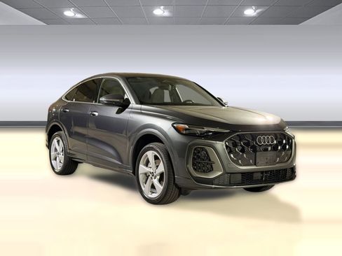 New 2026 Audi Q5 Premium Plus AWD/4WD image 7