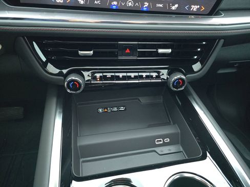 New 2026 Chevrolet Tahoe RST w/ Advanced Technology Package AWD/4WD image 25